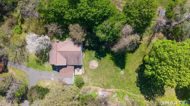 30 Whisconier Road, Brookfield, CT 06804