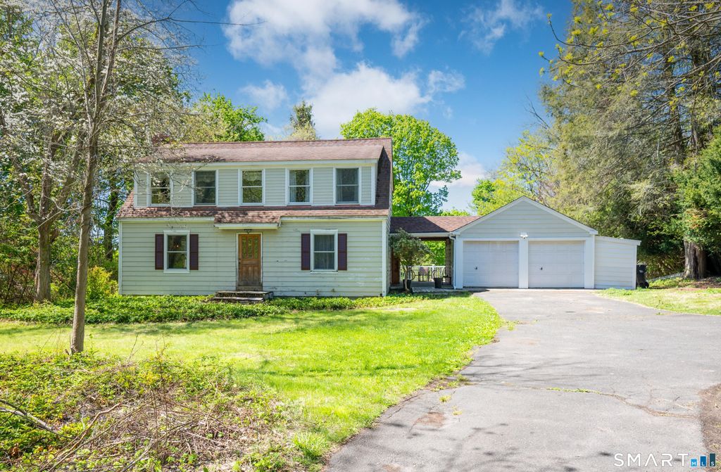 30 Whisconier Road, Brookfield, CT 06804