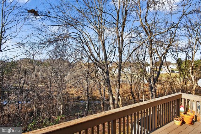 19636 CLUB LAKE RD, Montgomery Village, MD 20886