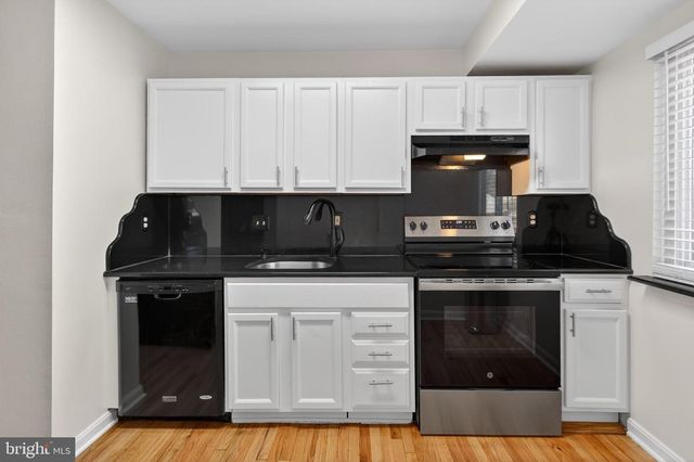 19636 CLUB LAKE RD, Montgomery Village, MD 20886