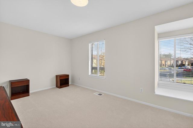 19636 CLUB LAKE RD, Montgomery Village, MD 20886