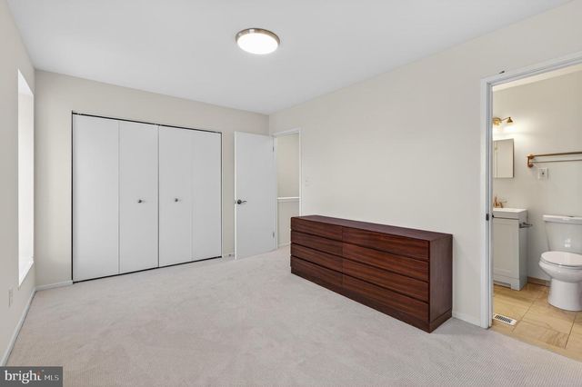 19636 CLUB LAKE RD, Montgomery Village, MD 20886