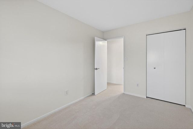 19636 CLUB LAKE RD, Montgomery Village, MD 20886