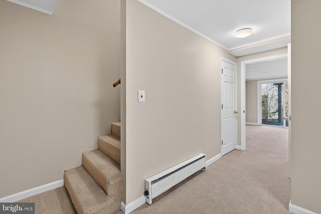 19636 CLUB LAKE RD, Montgomery Village, MD 20886