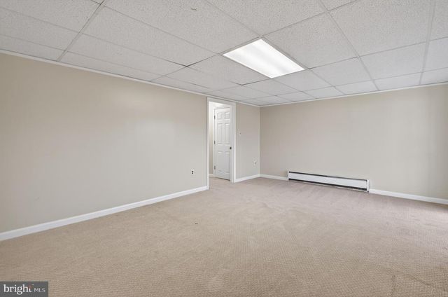 19636 CLUB LAKE RD, Montgomery Village, MD 20886