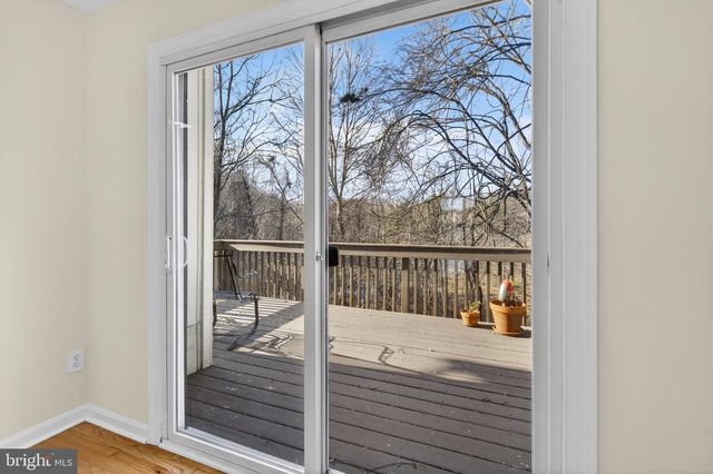 19636 CLUB LAKE RD, Montgomery Village, MD 20886