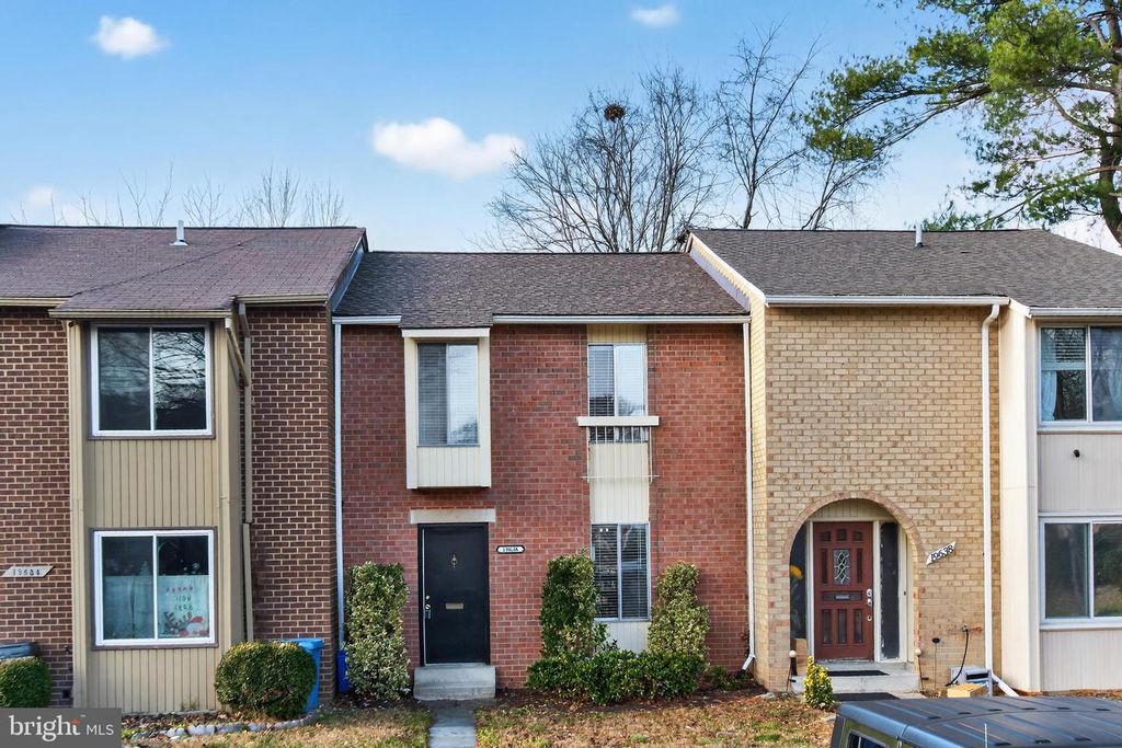 19636 CLUB LAKE RD, Montgomery Village, MD 20886