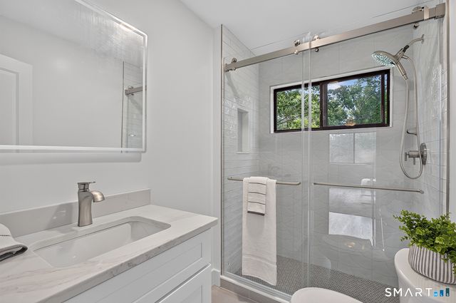 71 Dakota Lane A, Stratford, CT 06614