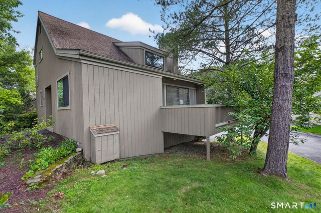71 Dakota Lane A, Stratford, CT 06614