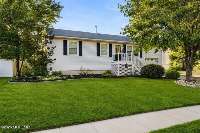 636 Monmouth Avenue, Port Monmouth, NJ 07758