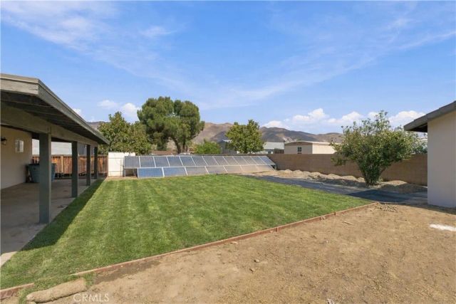 233 Castle Court, San Jacinto, CA 92583