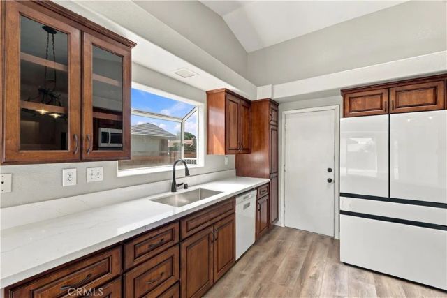 233 Castle Court, San Jacinto, CA 92583