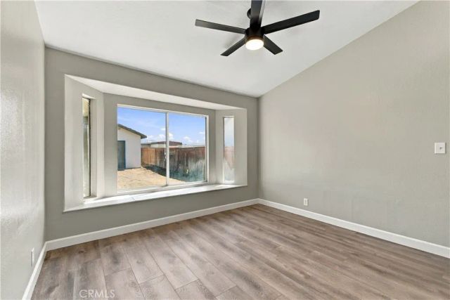 233 Castle Court, San Jacinto, CA 92583