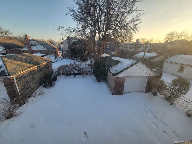 22754 Murdock Avenue, Queens Village, NY 11429