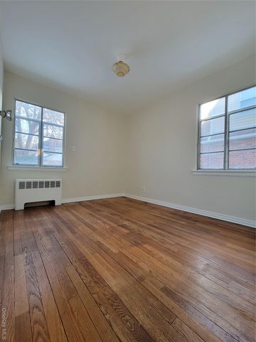 22754 Murdock Avenue, Queens Village, NY 11429