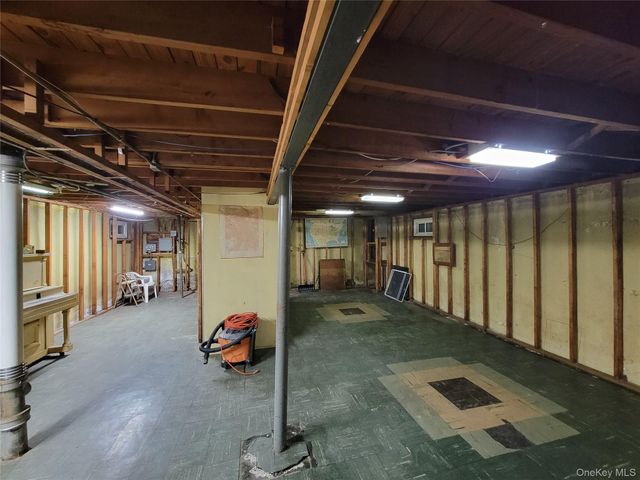 22754 Murdock Avenue, Queens Village, NY 11429