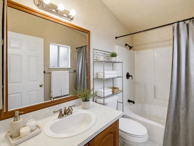 510 Saddlebrook Space 80, San Jose, CA 95136