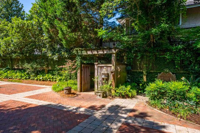 121 Saluda Avenue, Columbia, SC 29205
