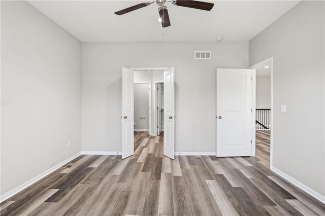 10202 Siena Drive, Peculiar, MO 64078