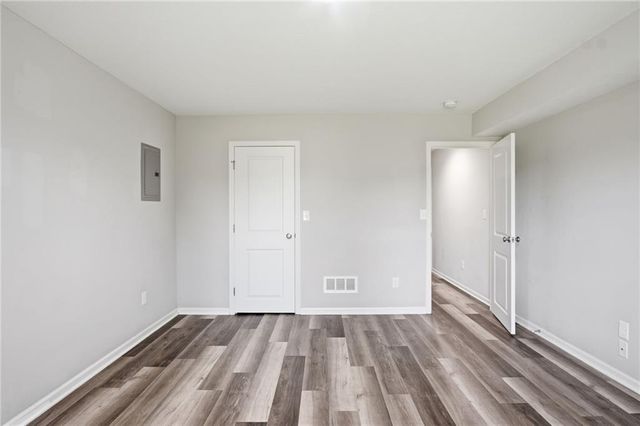 10202 Siena Drive, Peculiar, MO 64078