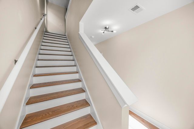 445 sandhill rd, La Vergne, TN 37086