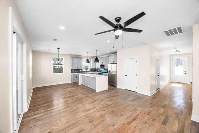 445 sandhill rd, La Vergne, TN 37086