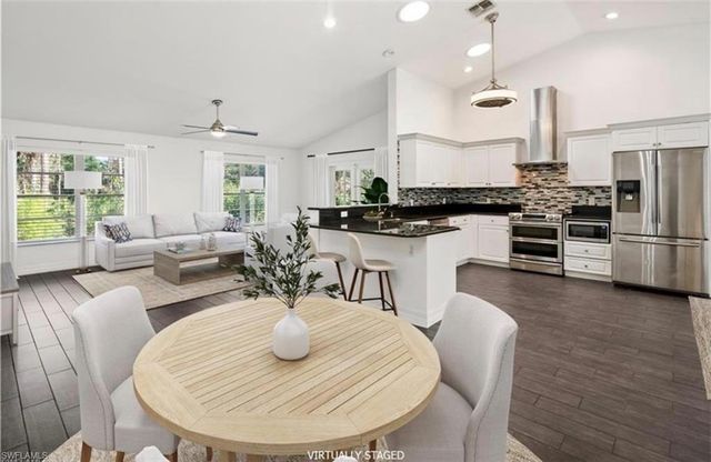 3586 Kent DR, Naples, FL 34112
