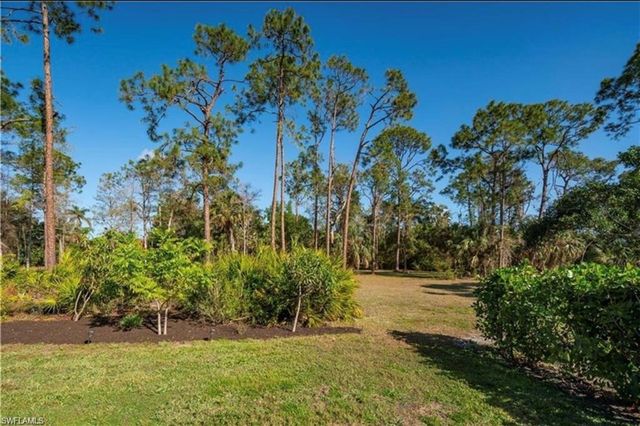 3586 Kent DR, Naples, FL 34112