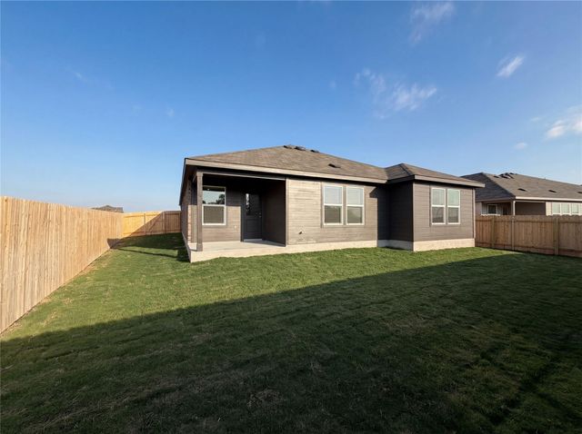 507 Vantage DR, Hutto, TX 78634