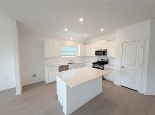 507 Vantage DR, Hutto, TX 78634