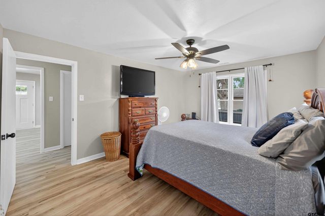 105 Holcomb, Frankston, TX 75763