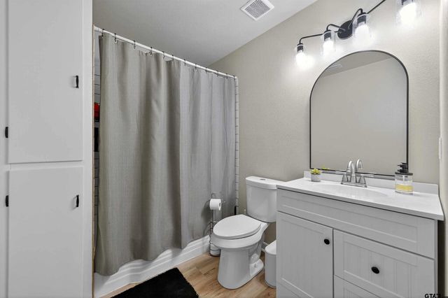 105 Holcomb, Frankston, TX 75763