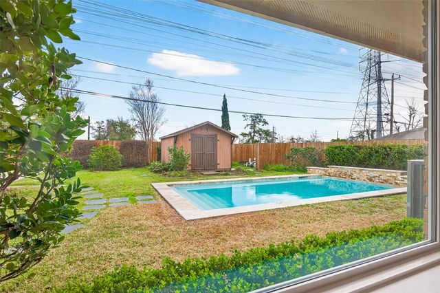 1506 Foxwood Road, Houston, TX 77008