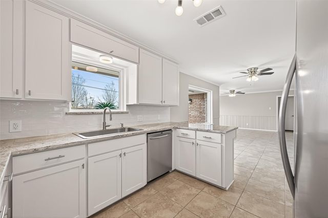 1506 Foxwood Road, Houston, TX 77008