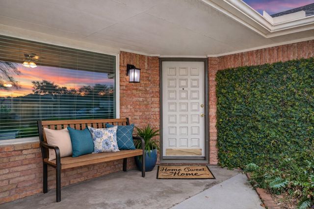 1506 Foxwood Road, Houston, TX 77008