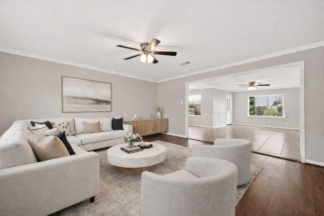 1506 Foxwood Road, Houston, TX 77008