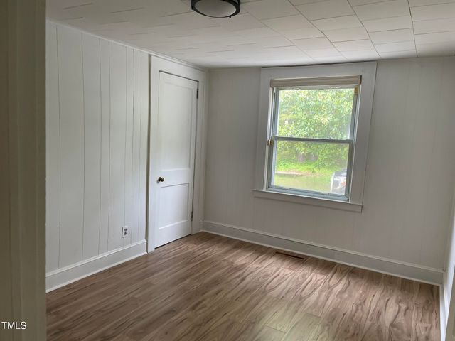 2716 Fawn Avenue, Durham, NC 27705