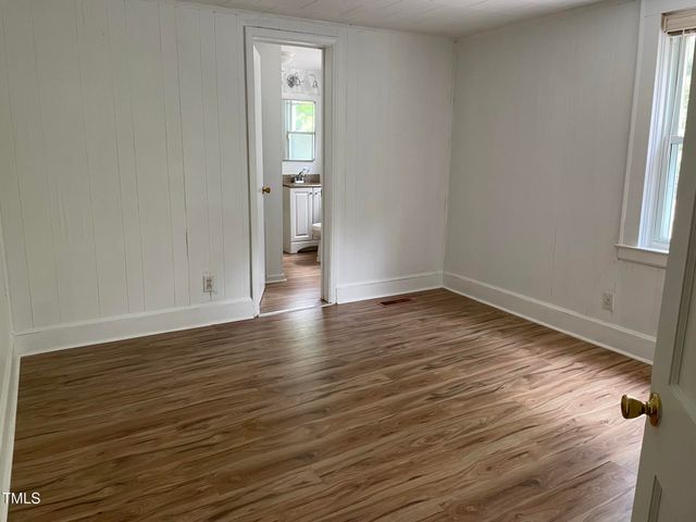 2716 Fawn Avenue, Durham, NC 27705