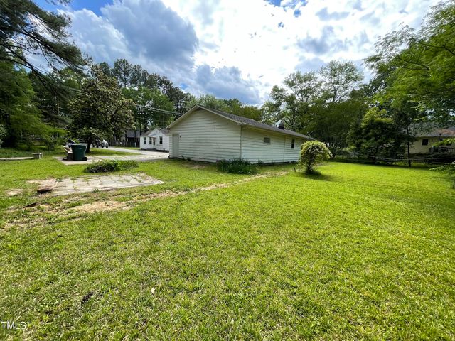 2716 Fawn Avenue, Durham, NC 27705