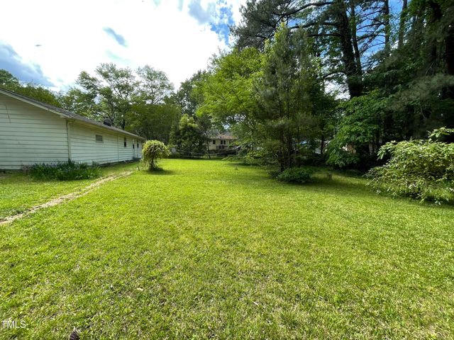 2716 Fawn Avenue, Durham, NC 27705