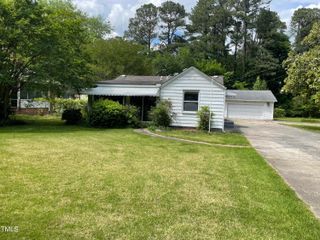 2716 Fawn Avenue, Durham, NC 27705