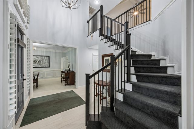 5617 Hunterwood Lane, Arlington, TX 76017