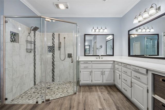 5617 Hunterwood Lane, Arlington, TX 76017