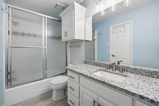5617 Hunterwood Lane, Arlington, TX 76017