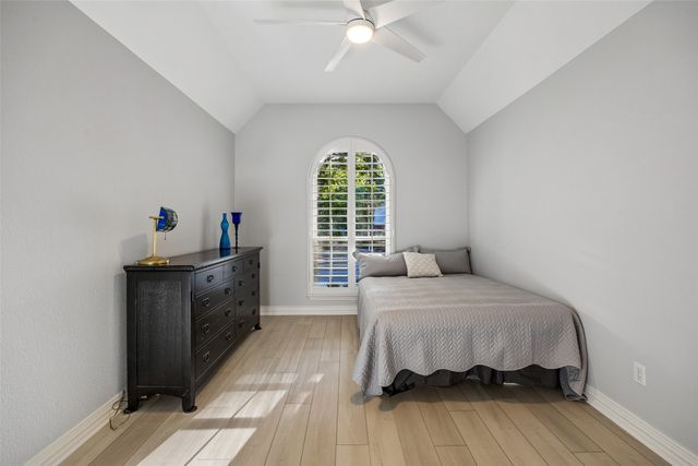 5617 Hunterwood Lane, Arlington, TX 76017
