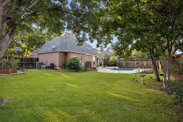 5617 Hunterwood Lane, Arlington, TX 76017