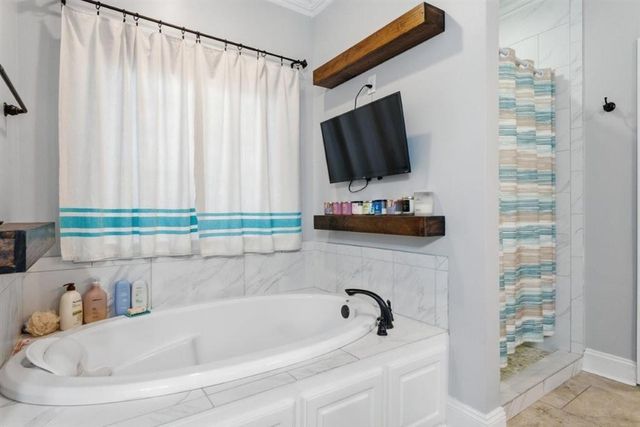 5733 Larch Street, Lake Charles, LA 70605