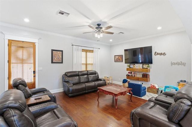 5733 Larch Street, Lake Charles, LA 70605