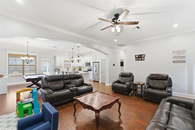 5733 Larch Street, Lake Charles, LA 70605