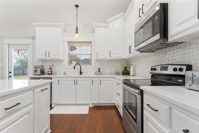 5733 Larch Street, Lake Charles, LA 70605